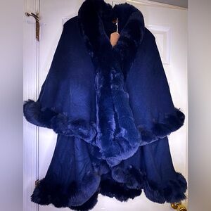 Elegant Navy Faux Fur Trim Cape